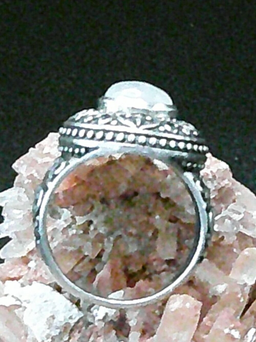 Vintage Sterling Silver Moonstone Ring With Intricate Filigree Design - Picture 3 of 4